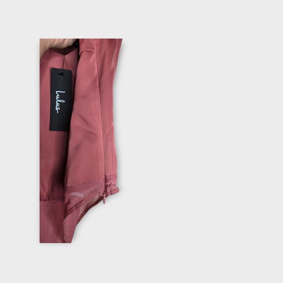 NEW Lulus Womens Sweet Personality Bodysuit XL Rose Puff Sleeve Romantic Style - Picture 5 of 10